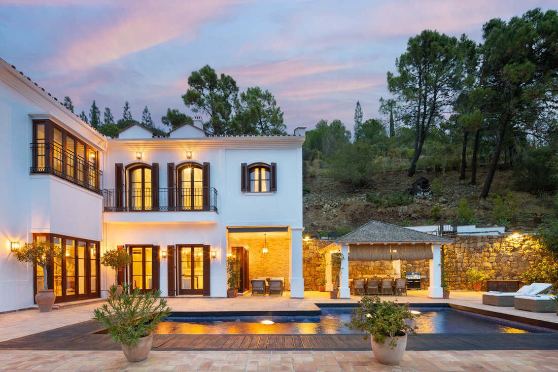 Villa in El Madroñal, Benahavis, Spain 3 - 18036151
