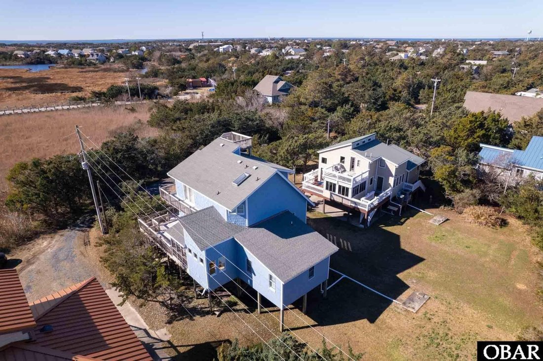 House in Ocracoke, North Carolina, United States 2 - 18040419