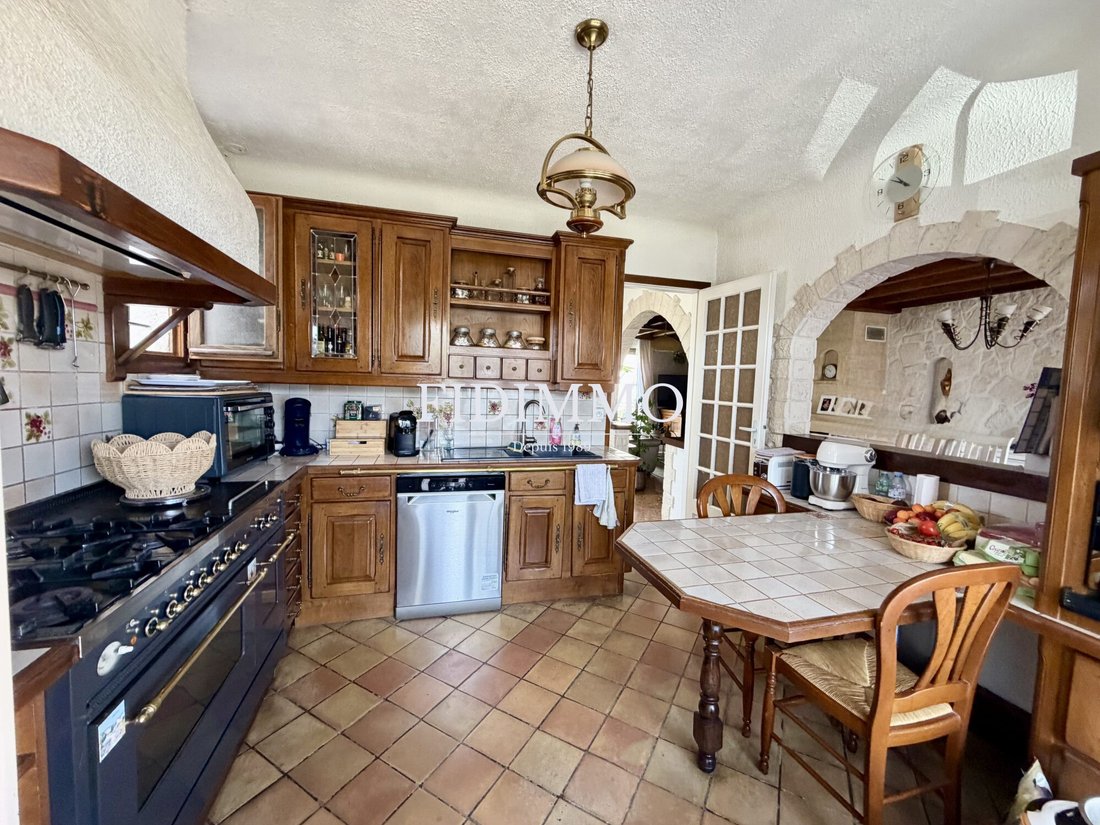 House in Ormesson-sur-Marne, Ile-de-France, France 5 - 18049445