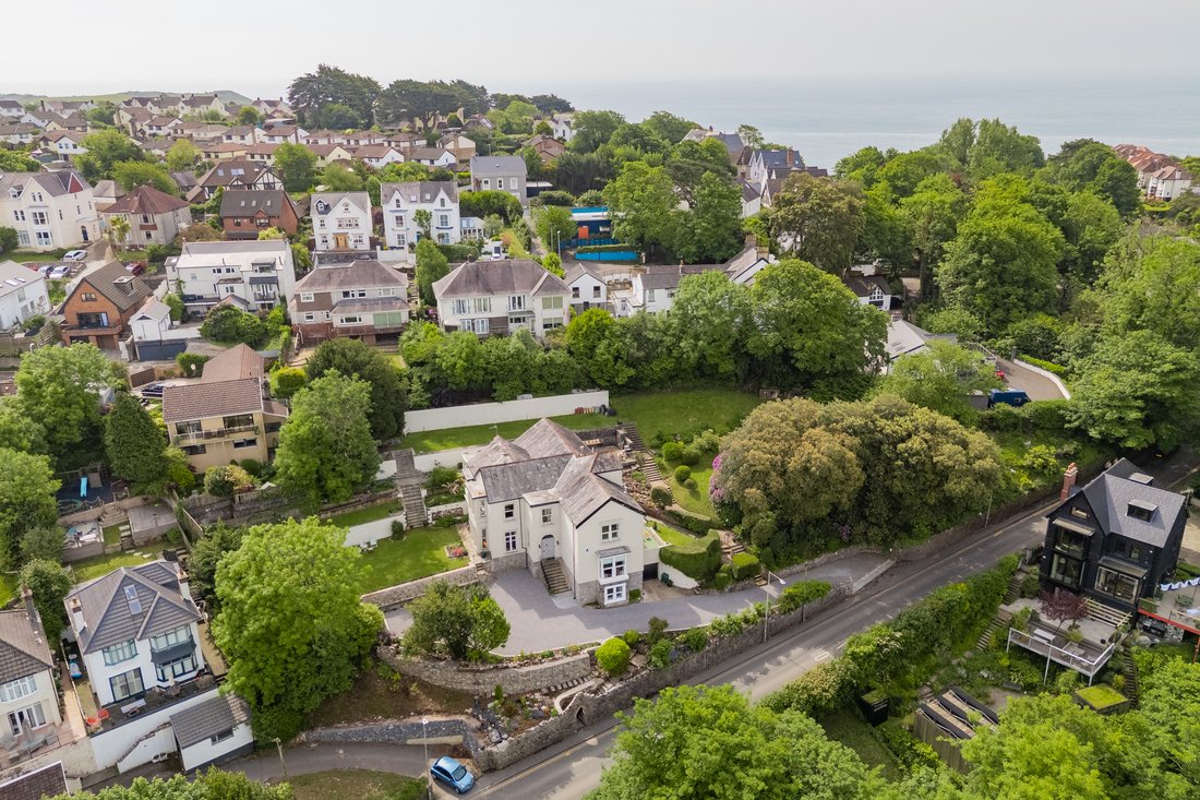 House in Mumbles, Wales 2 - 18044607