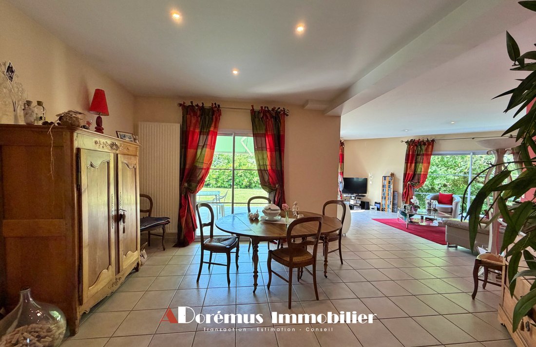 House in Sud, Artigues-pres-Bordeaux, France 4 - 17813215