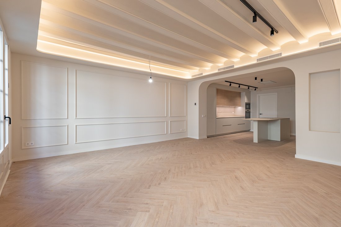 Apartment in Ciutat Vella, Barcelona, Spain 2 - 18040895