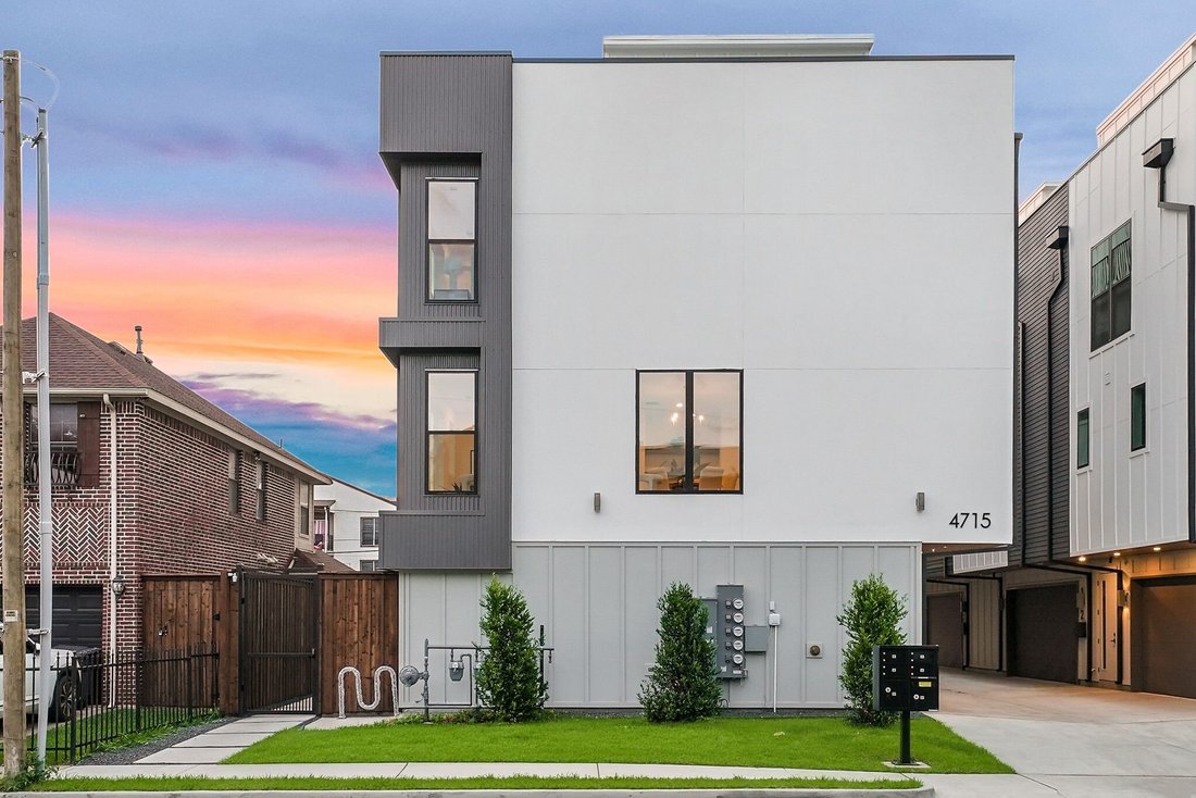 House in Dallas, Texas, United States 1 - 18047144