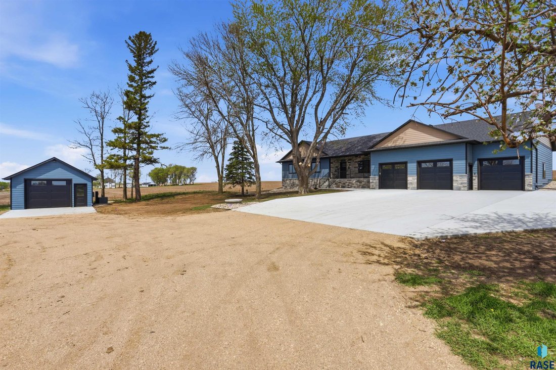 House in Beaver Creek, Minnesota, United States 1 - 18048995