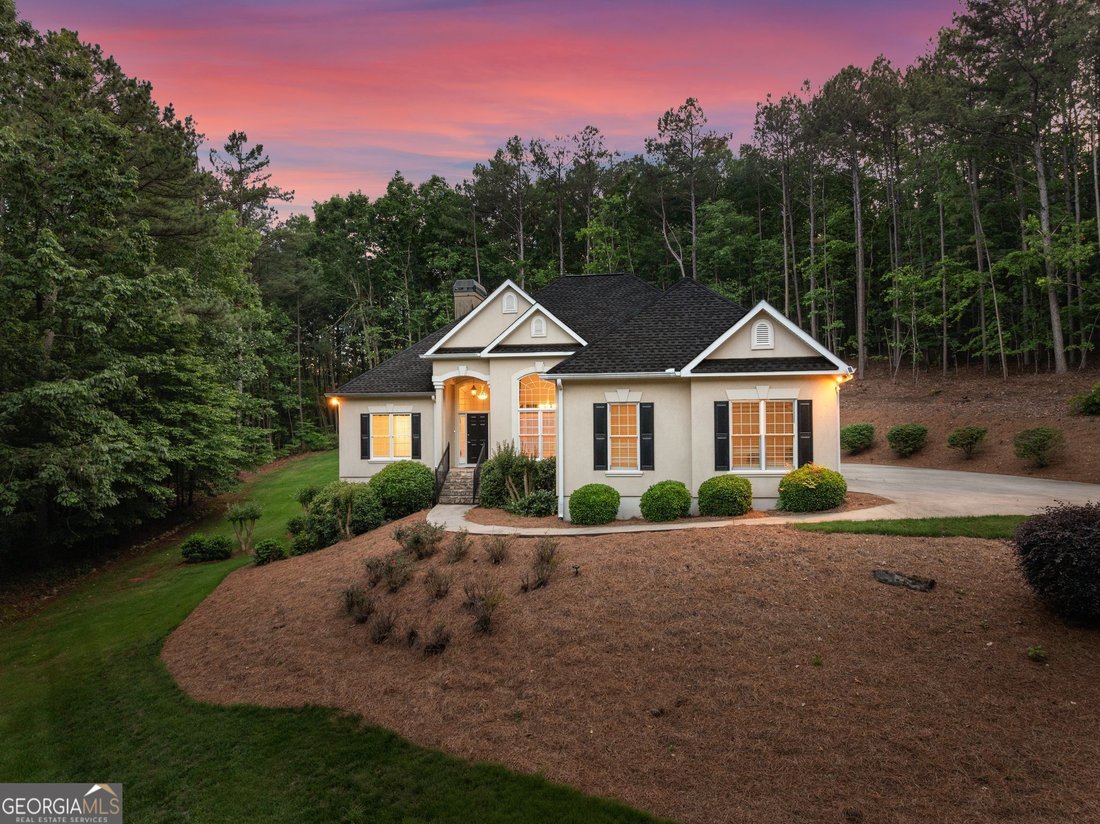 House in Clarkesville, Georgia, United States 3 - 18042105