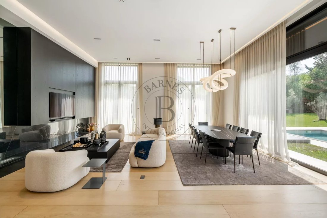 Villa in Mougins, Provence-Alpes-Côte d'Azur, France 2 - 17845843