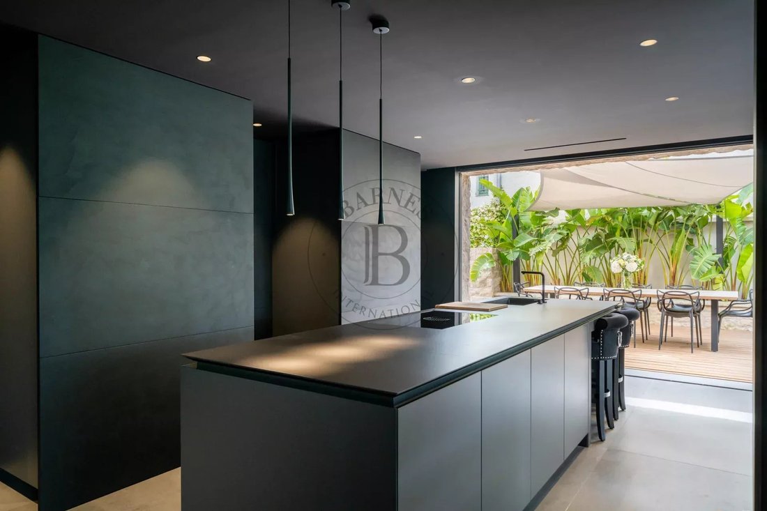 Villa in Mougins, Provence-Alpes-Côte d'Azur, France 4 - 17042834