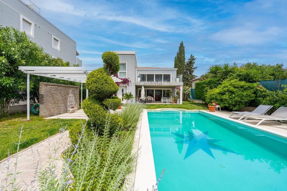 Villa in Les Paluds-Lauvert, Vallauris, France 1 - 17985798