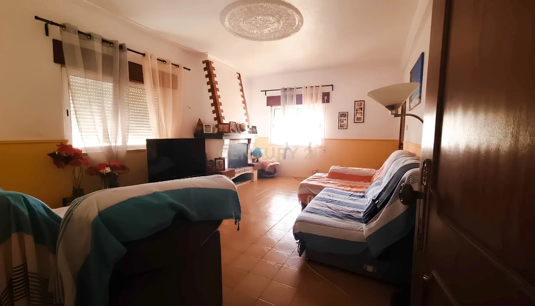 Villa in Aroeira, Charneca de Caparica e Sobreda, Portugal 3 - 18041308