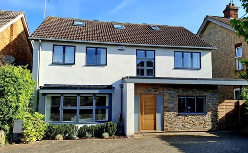 House in Aspley Guise, England 1