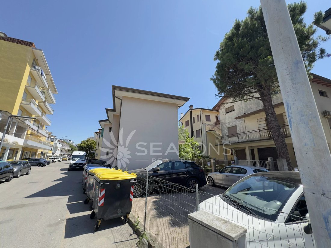 Lido di Jesolo, Jesolo, Veneto 4 - 18038064