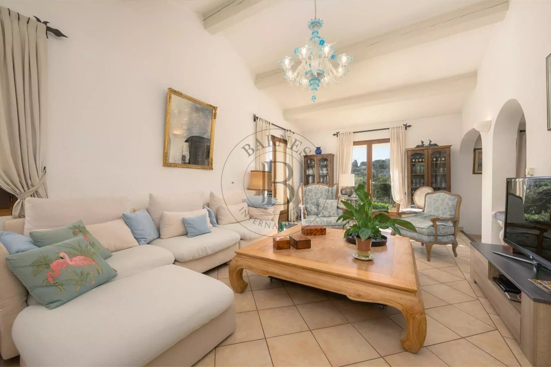 Villa in Mougins, Provence-Alpes-Côte d'Azur, France 1 - 17442401