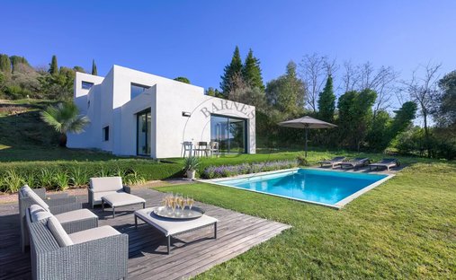 Villa in Les Indes les-Groulles, Mouans-Sartoux, France 1