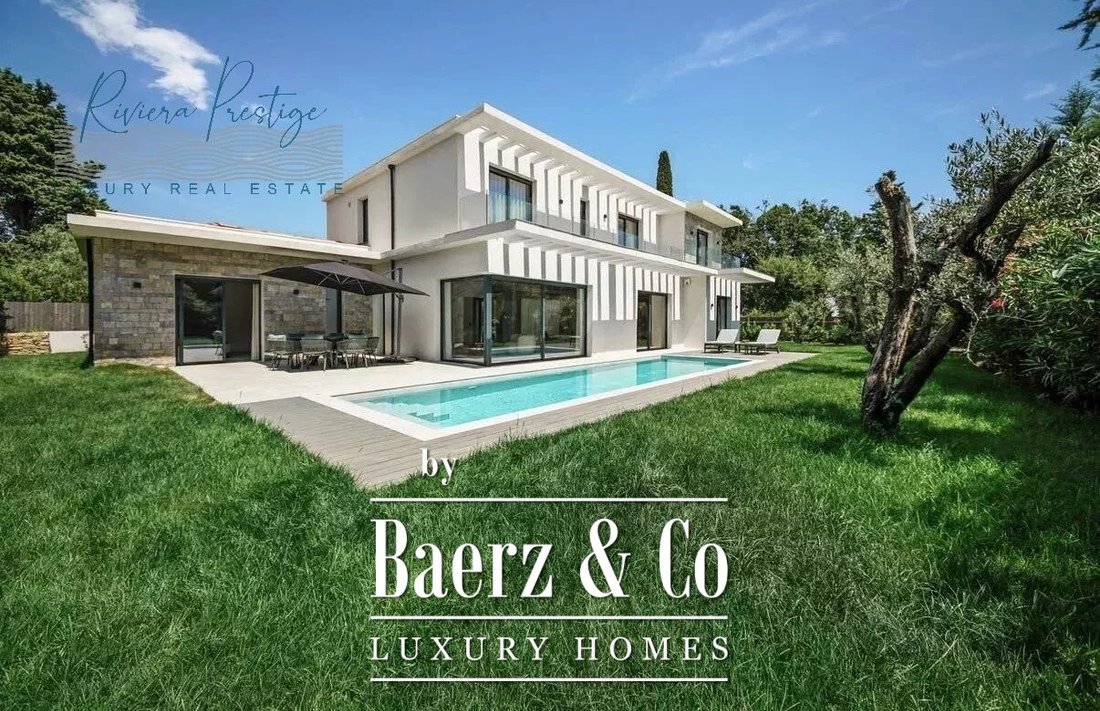 Villa in Mougins, Provence-Alpes-Côte d'Azur, France 1 - 16942907