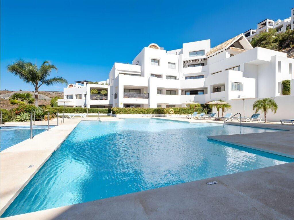 Apartment in Benahavis, Andalusia, Spain 2 - 18048779