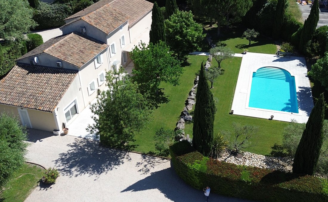 Villa in Ouest, Monteux, France 2 - 18011388