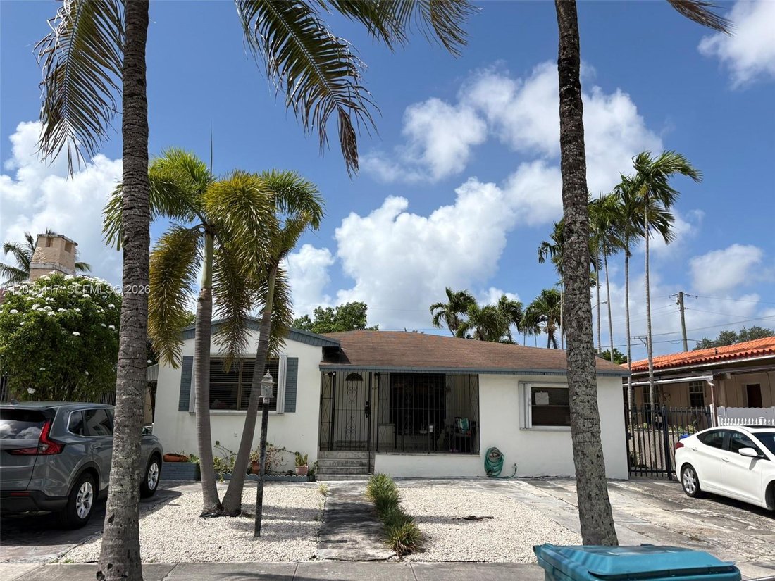 House in Miami, Florida, United States 1 - 18036306