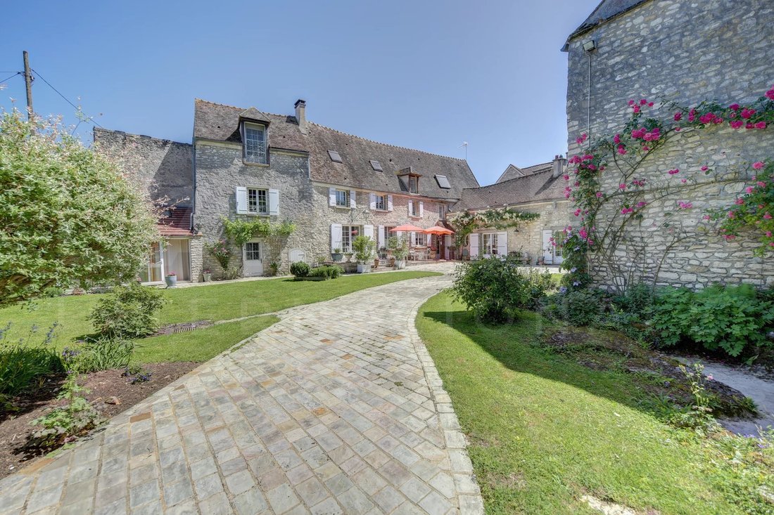 Maison à Montainville, Île-de-France, France 3 - 18038062