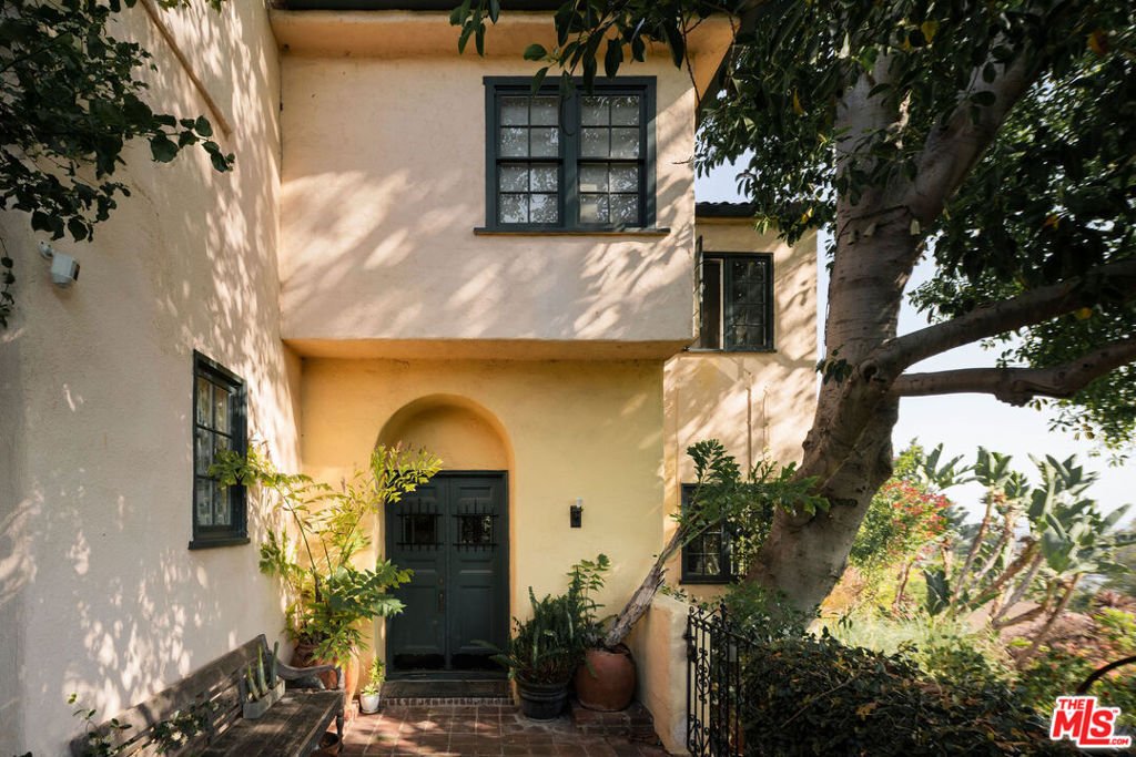 House in Los Angeles, California, United States 3 - 18040277