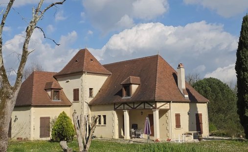 House in Lauzun, Nouvelle-Aquitaine, France 1