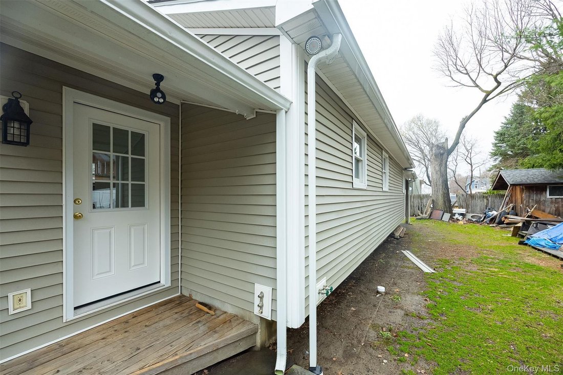 House in Beacon, New York, United States 4 - 16864296