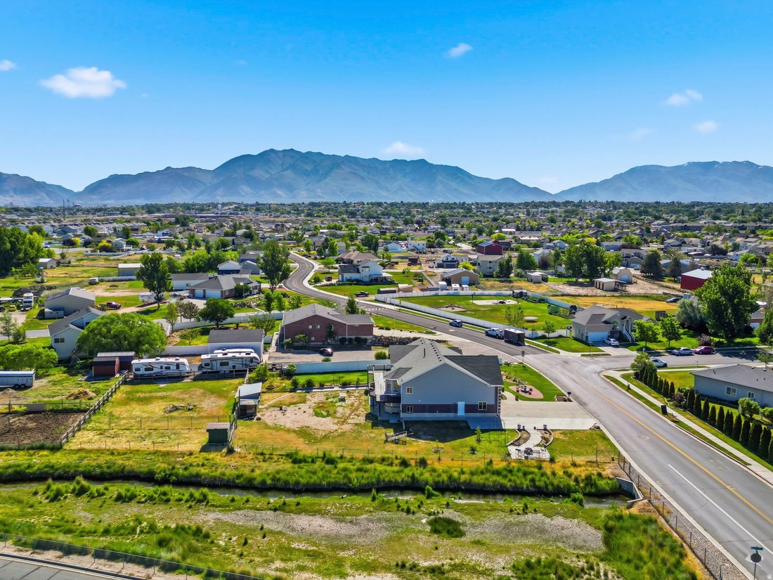 House in Ogden, Utah, United States 2 - 18025663