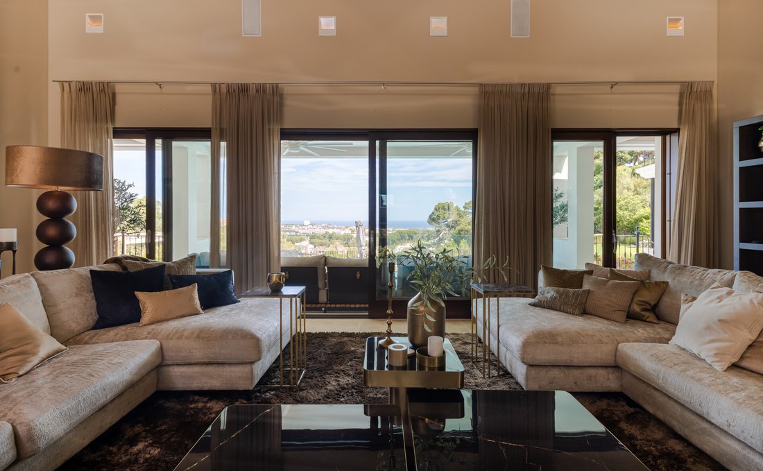 Villa in La Quinta, Benahavis, Andalusia 4 - 13359459