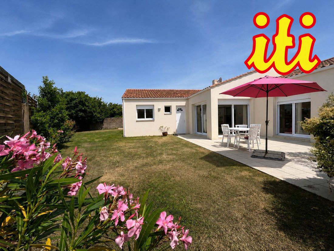 House in Les Sables-d'Olonne, Pays de la Loire, France 2 - 18043497