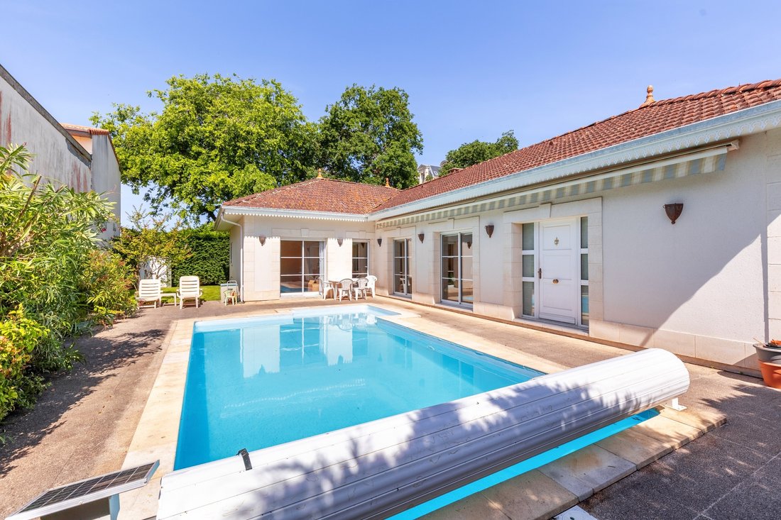 House in Arcachon, Nouvelle-Aquitaine, France 2 - 18042443
