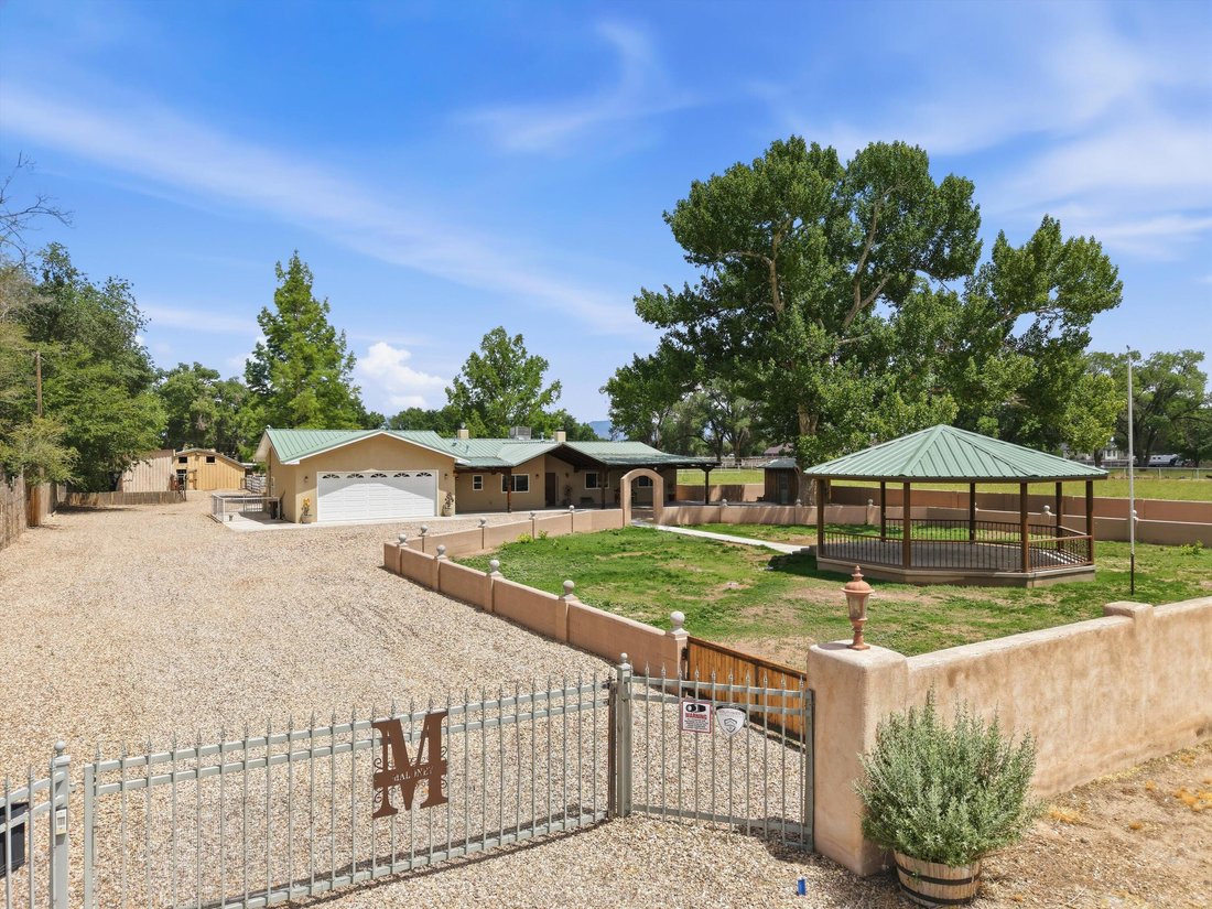 House in Bosque Farms, New Mexico, United States 1 - 18043869