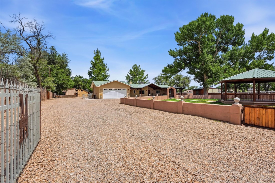 House in Bosque Farms, New Mexico, United States 5 - 18043869