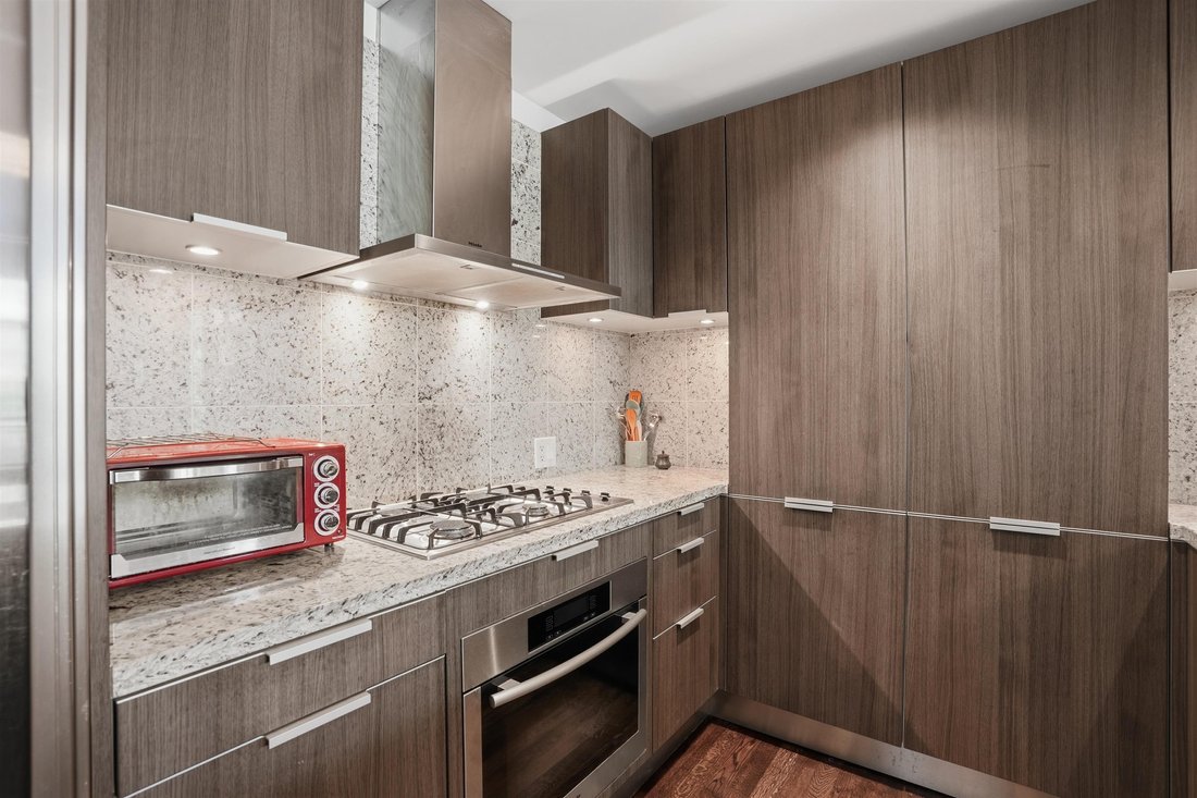 Condo in West Vancouver, British Columbia, Canada 5 - 18042674