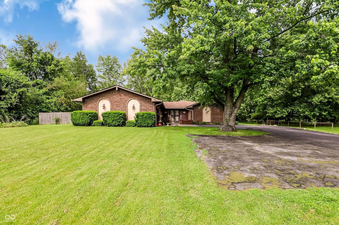 House in Indianapolis, Indiana, United States 1 - 18039846