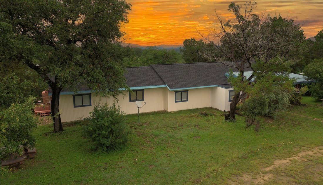 House in Marble Falls, Texas, United States 2 - 18041444