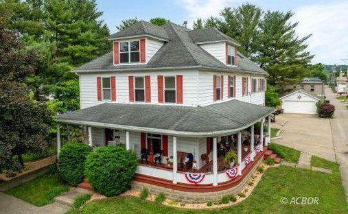 House in Logan, Ohio, United States 1