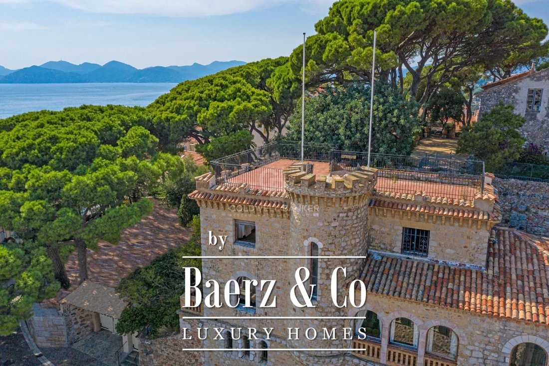 Villa in Cannes, Provence-Alpes-Côte d'Azur, France 5 - 14439139