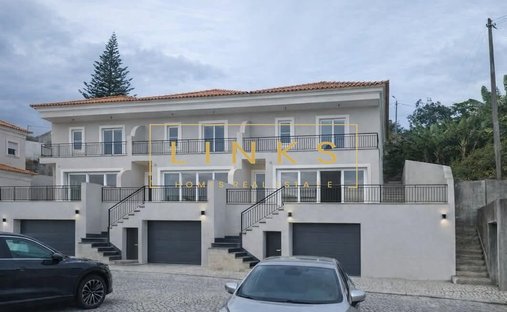 Villa in Santa Cruz, Madeira, Portugal 1