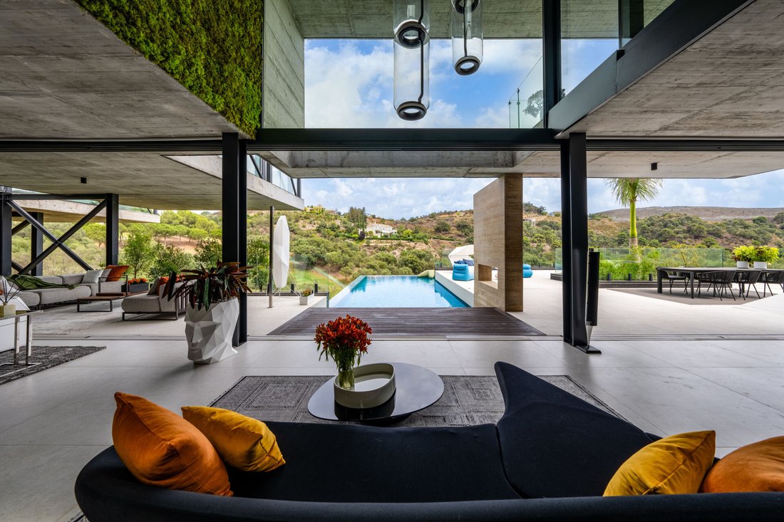 Villa in Benahavis, Andalusia, Spain 4 - 14571912