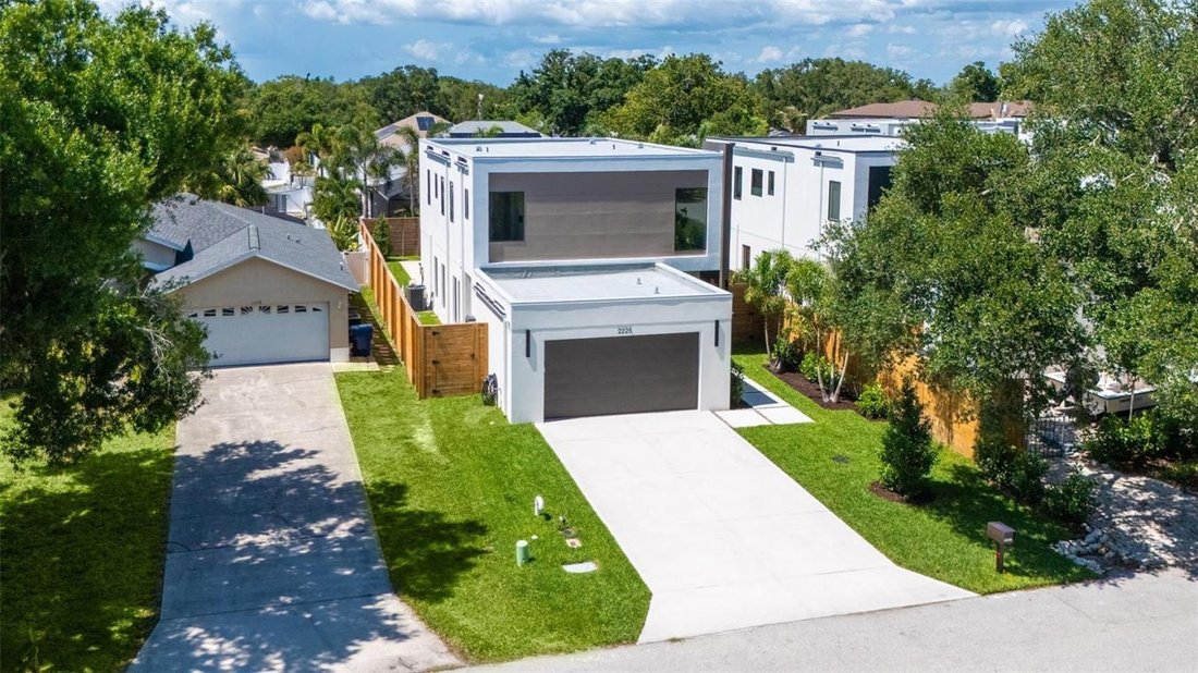 House in Sarasota, Florida, United States 5 - 18044865