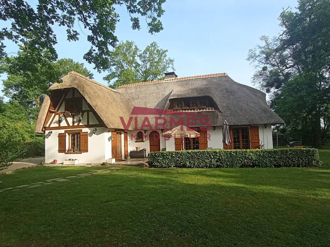 House in Asnières-sur-Oise, Ile-de-France, France 1 - 17963414