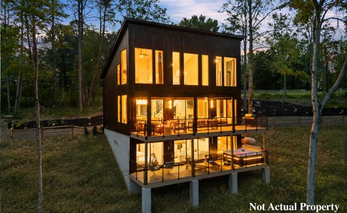 House in Logan, Ohio, United States 1