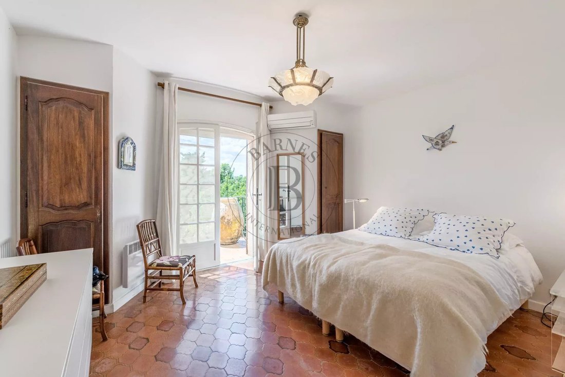 Villa in Mougins, Provence-Alpes-Côte d'Azur, France 5 - 17039113