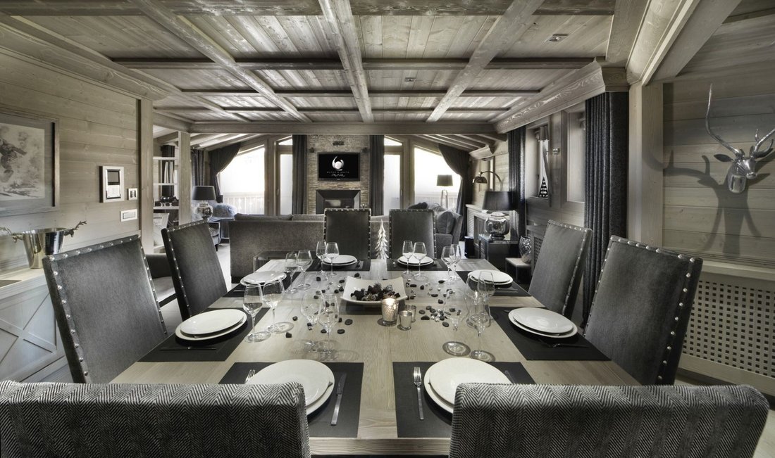 Chalet in Val-d'Isere, Auvergne-Rhône-Alpes, France 2 - 18044562