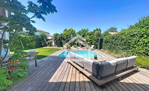 Maison à Mérignac, Nouvelle-Aquitaine, France 1