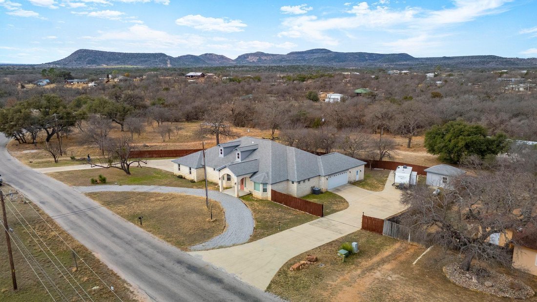 House in Kingsland, Texas, United States 2 - 18048357