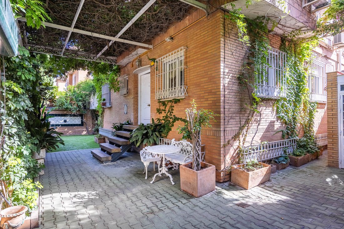 House in Distrito Bellavista-La Palmera, Seville, Spain 2 - 18042424