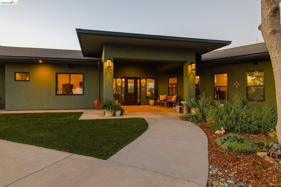 Sonora, California, United States 5 - 18041508