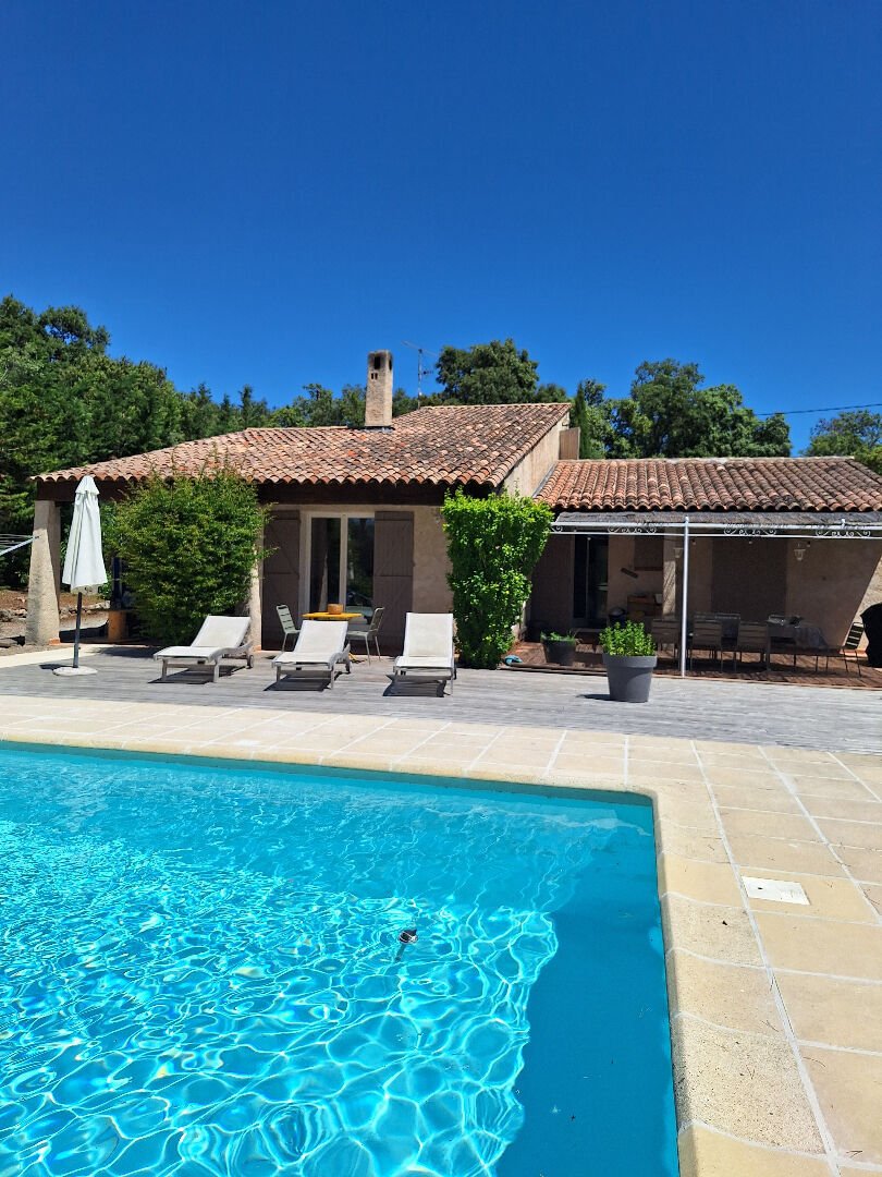 Villa in Le Thoronet, Provence-Alpes-Côte d'Azur, France 1 - 18045313