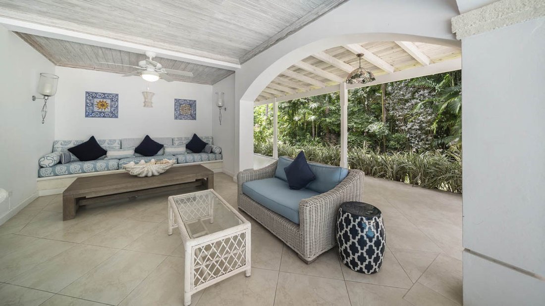 House in Holetown, Saint James, Barbados 2 - 18043099