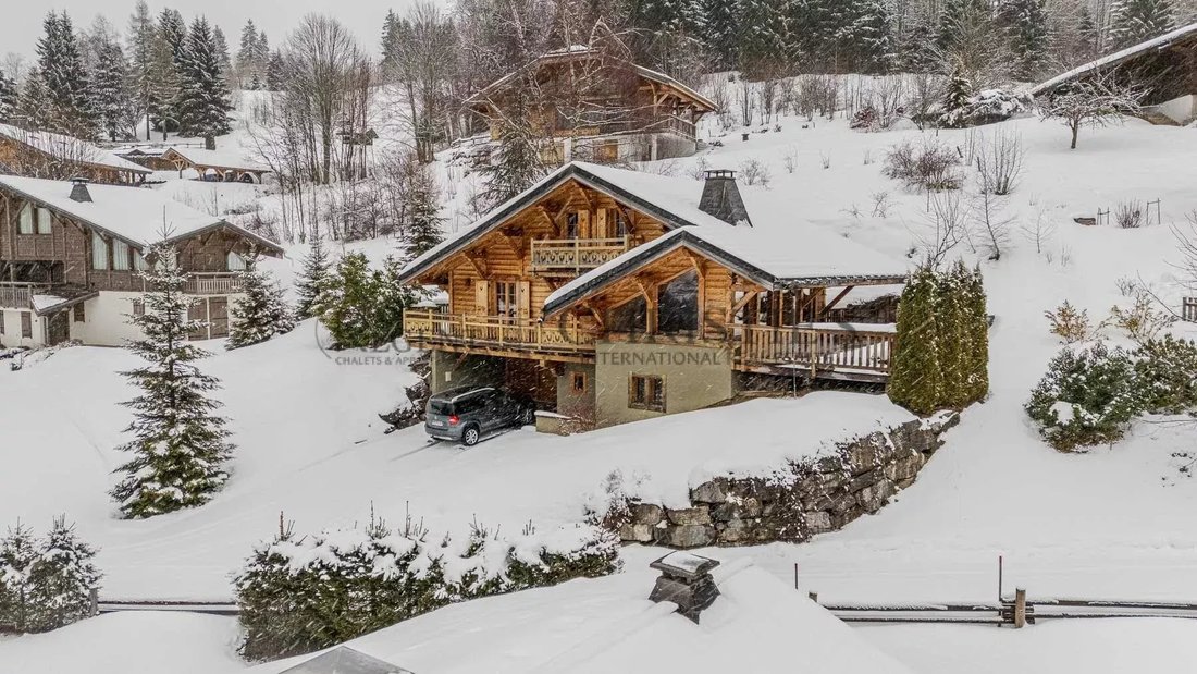Villa in Les Gets, Auvergne-Rhône-Alpes, France 1 - 18045173